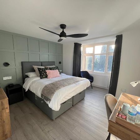 United Home B&B 샐퍼드 외부 사진