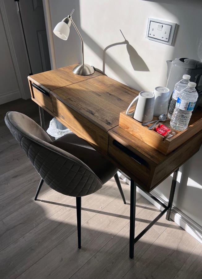 United Home B&B 샐퍼드 외부 사진