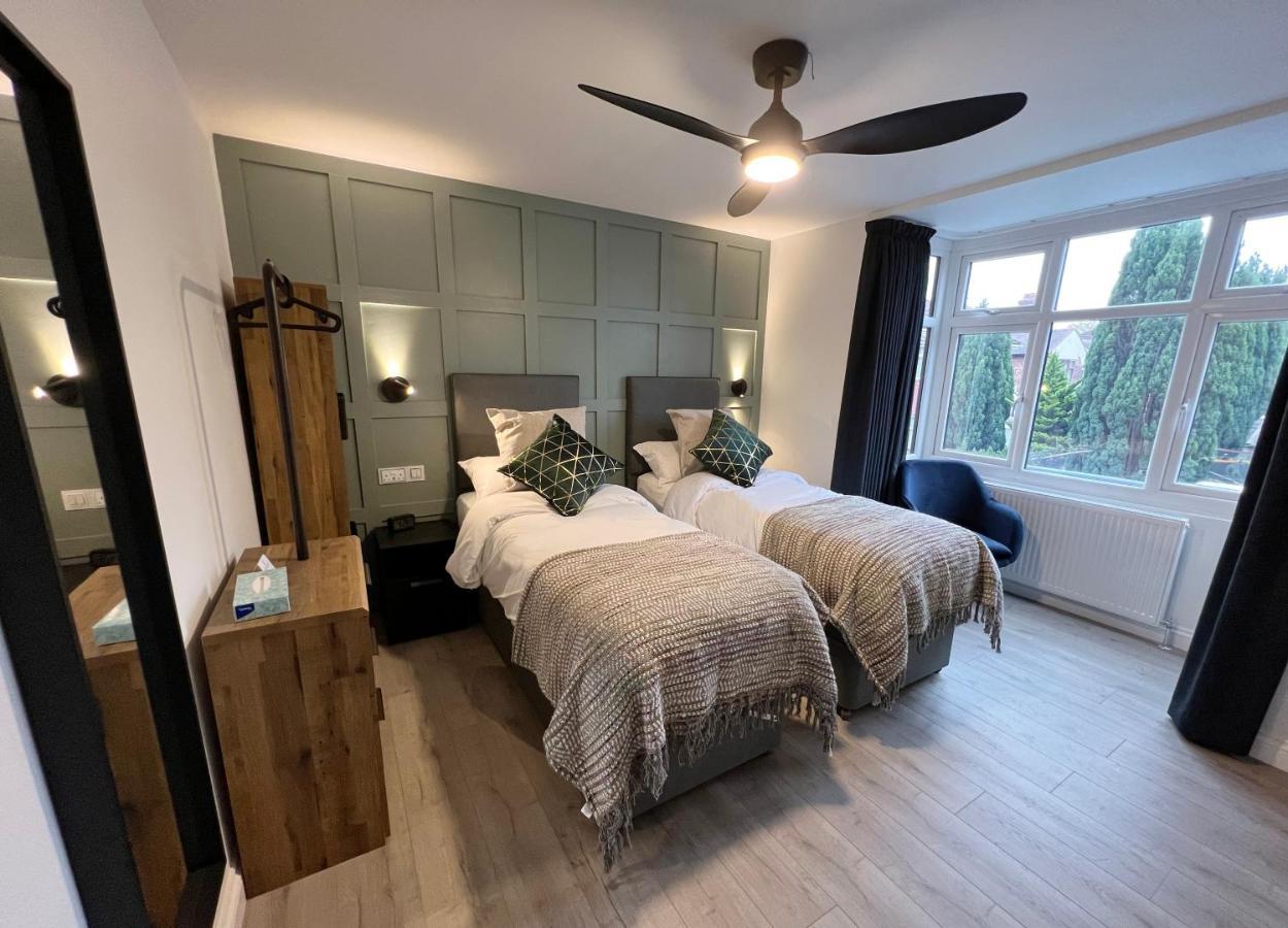 United Home B&B 샐퍼드 외부 사진